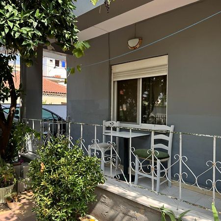 Green Door House Tiranë Luaran gambar